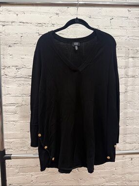 Jones New York Black V-neck Sweater